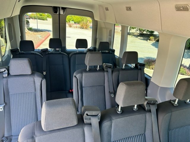 Famous City Limousine gallery photo 32